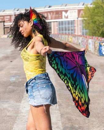 images/categorieimages/festival-doeken-met-vlinder-vleugels-opdruk-butterfly-wings-multicolor-regenboog-rainbow.jpg